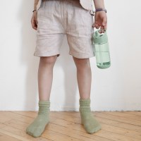 WBSGN_3Sprouts_Recycled_Water_Bottle_Green_Lifestyle_5